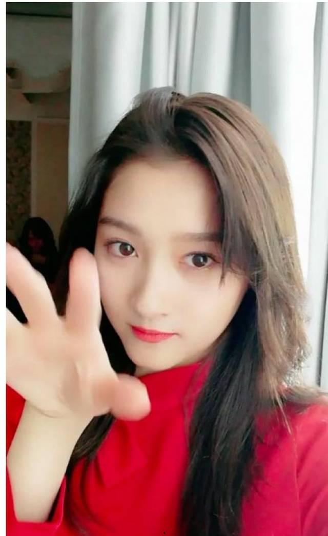 国产视频 自拍av4页,揭秘私密生活片段