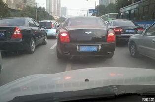 国产豪车追尾视频大全,视频大全揭秘惊心动魄一幕